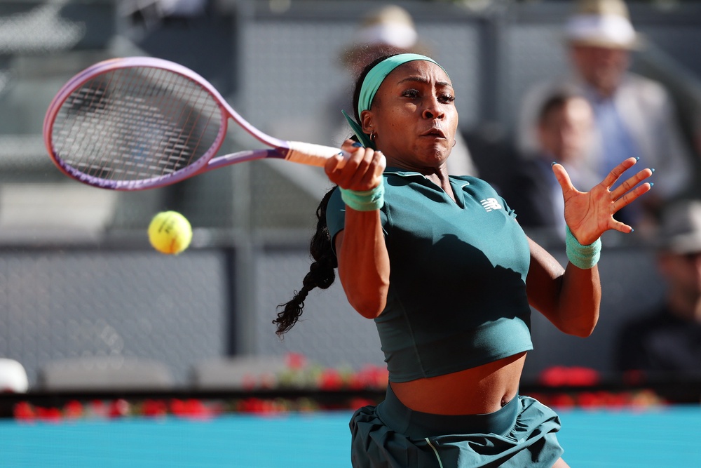 Coco Gauff let a lead slip twice against Linda Noskova (Getty)