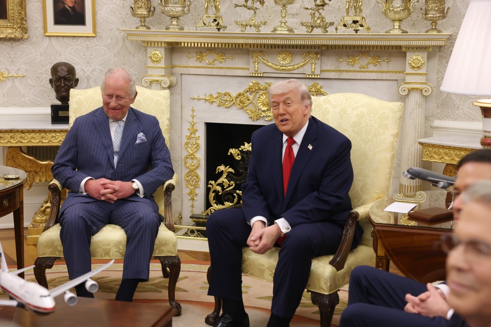 Trump meets with Britain's King Charles III in the Oval Office (Getty)