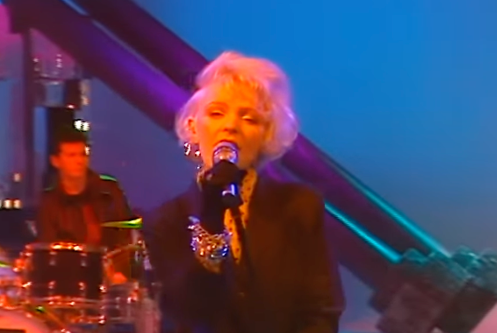 Tracy Tracy of The Primitives performing with the band on 'Top of the Pops' (YouTube)