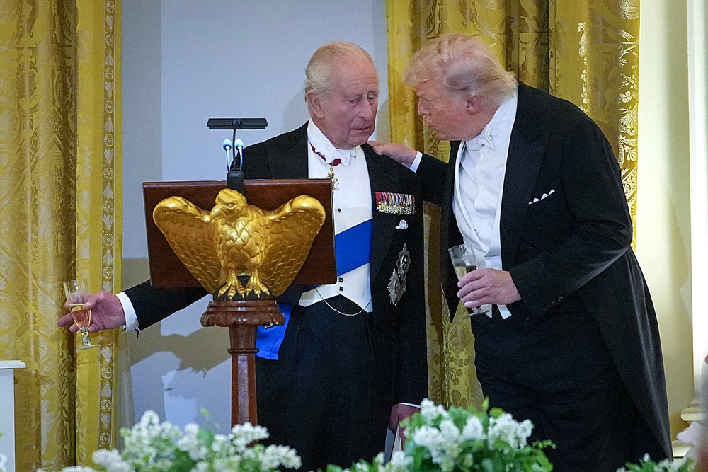 King Charles III speaks with U.S. President Donald Trump during a state dinner in the East Room of the White House on April 28, 2026 in Washington (Getty)