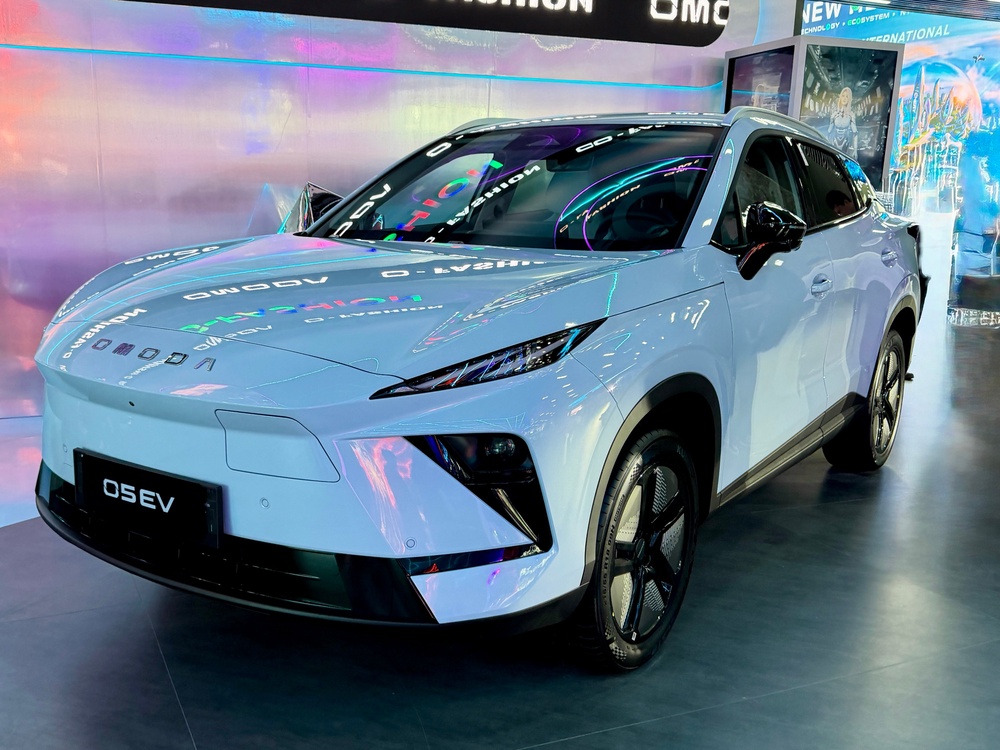 A heavily-revised Omoda 5 will arrive along with the Omoda 4, an Omoda 2 and a bigger four-wheel drive model (Steve Fowler)