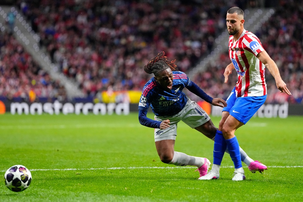 Eze was clipped by David Hancko in the penalty area but the decision was overturned (AP)