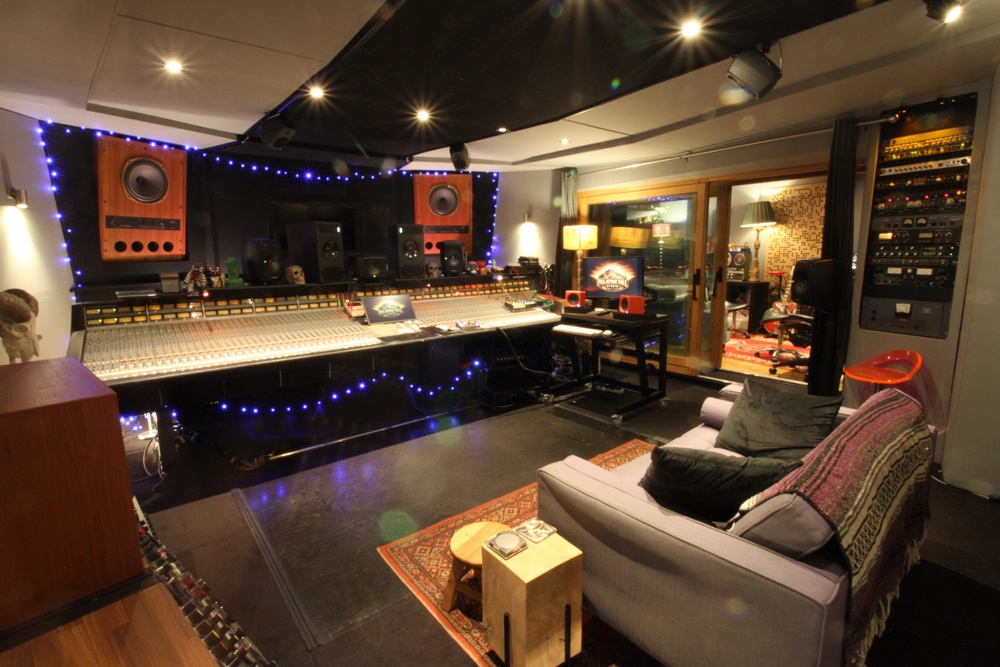 Music industry experts have warned more recording studios are facing closure (Supplied/Battery Studios)