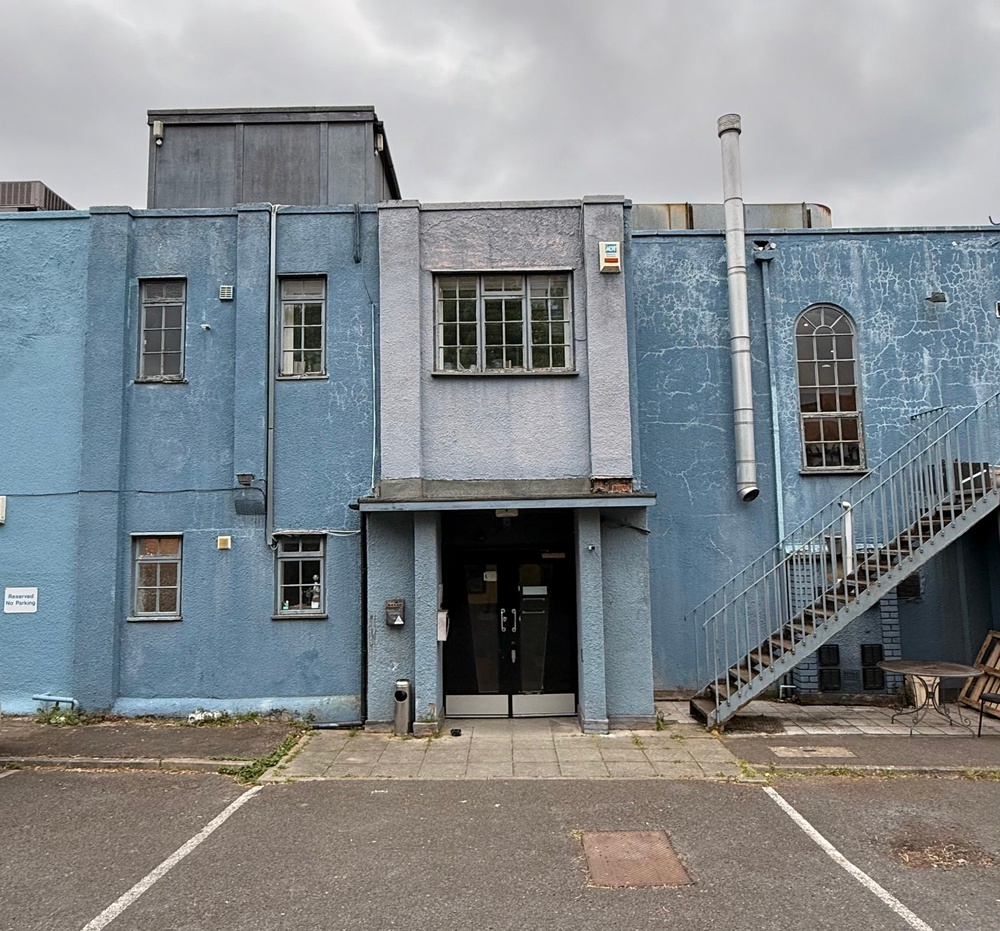 Planning applications intend to raze the building to the ground in favour of nine residential units and three commercial units (Supplied/Battery Studios)