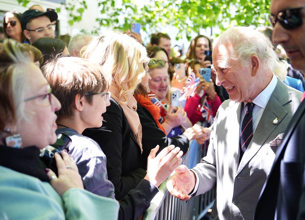 The King meets well-wishers (Aaron Chown/PA) (PA Wire)