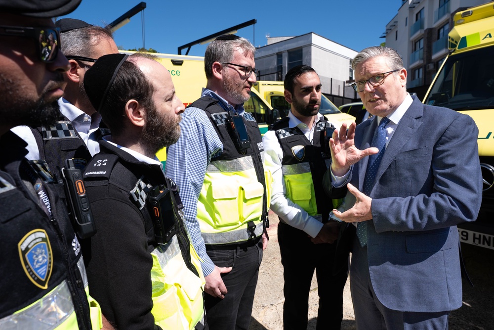 Prime Minister Sir Keir Starmer (right) meets first responders from Shomrim North West London during a visit to Golders Green (Stefan Rousseau/PA) (PA Wire)