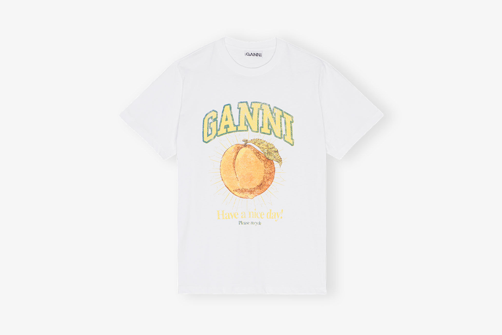 Image from: I wear white T-shirts nearly every day – these are the best ones to buy