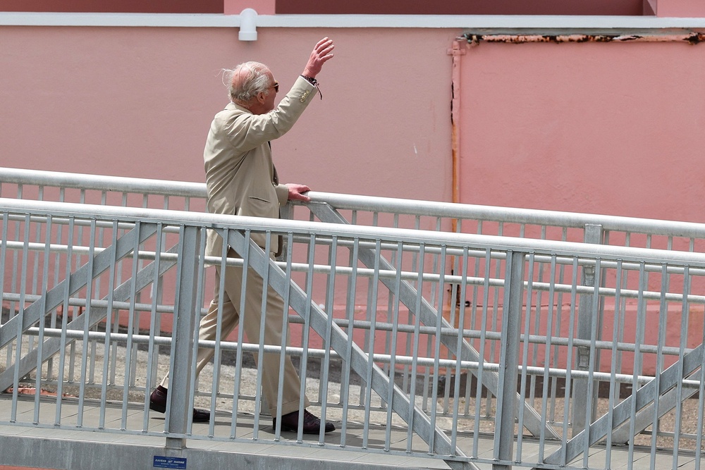 The King boards a ferry in Hamilton (Suzanne Plunkett/PA) (PA Wire)