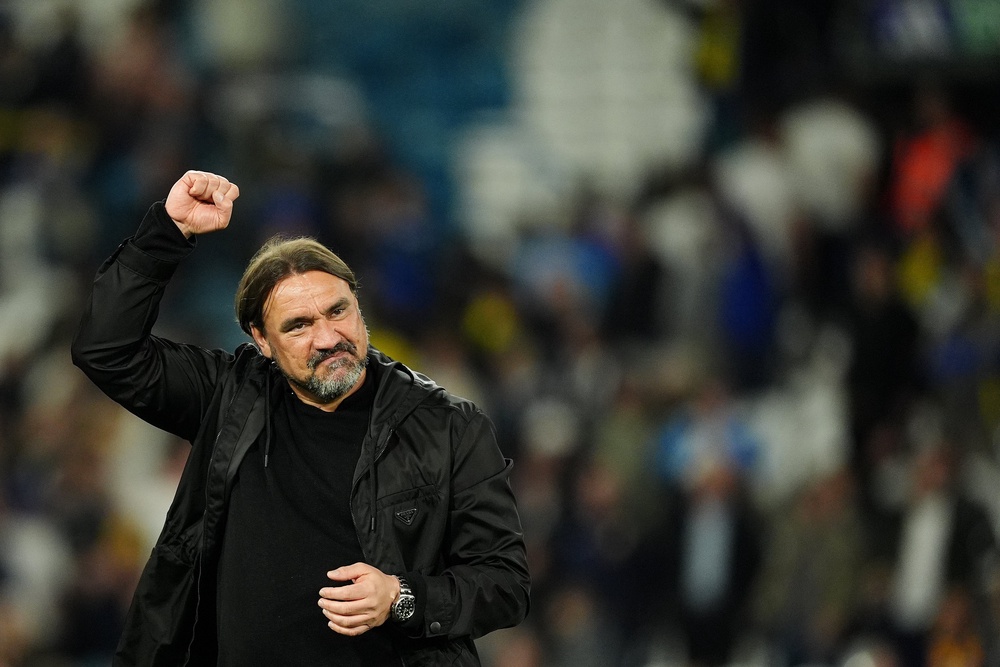 Leeds manager Daniel Farke celebrates victory over Burnley (Martin Rickett/PA) (PA Wire)