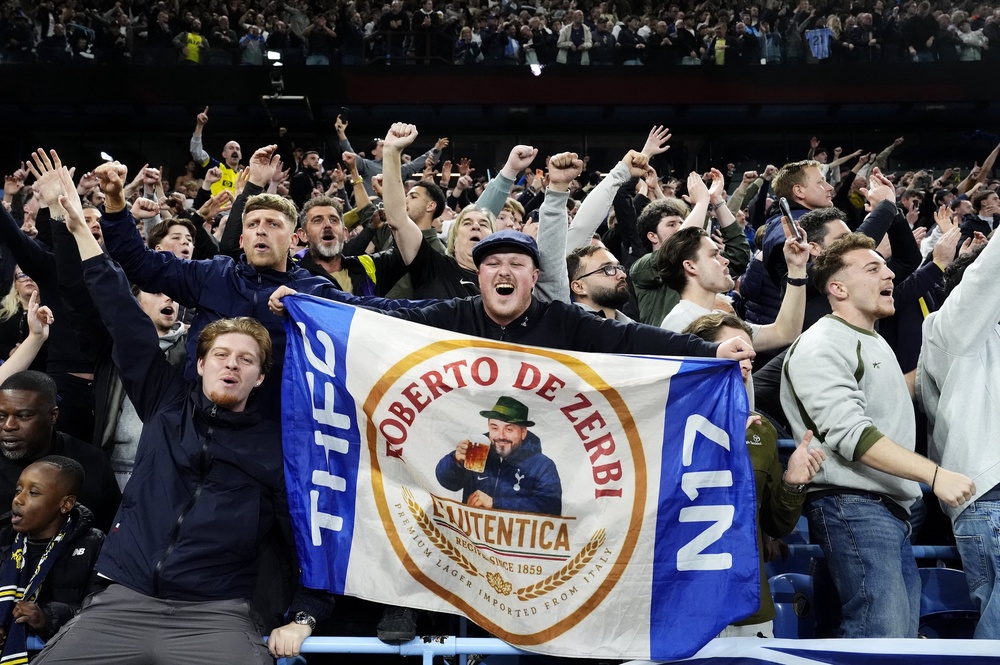Tottenham’s fans enjoyed their Sunday (Nick Potts/PA) (PA Wire)