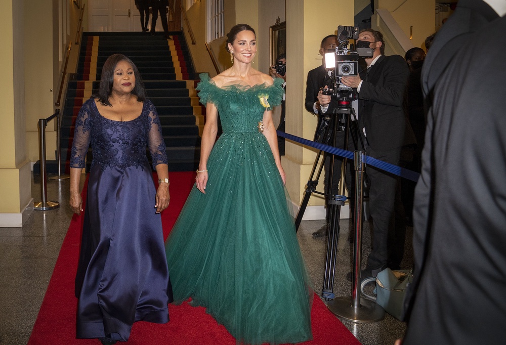 Kate with Lady Patricia Allen at a dinner at King’s House (PA) (PA Archive)