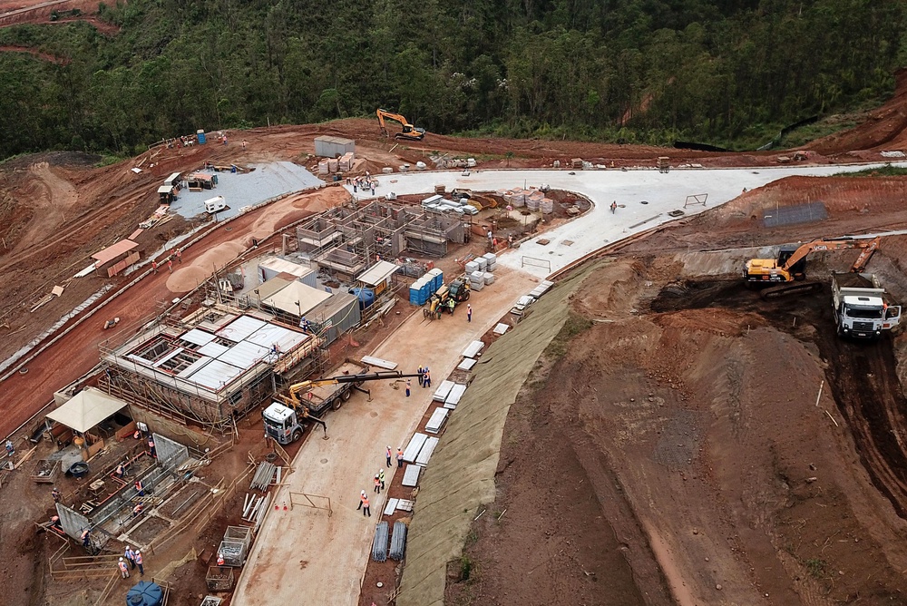 The failure of the dam, which held waste from an iron ore mine in Minas Gerais state in south-eastern Brazil, killed 19 people and sent more than 40 million cubic metres of toxic waste into the Doce River in what has been described as Brazil’s worst environmental disaster (AFP/Getty)
