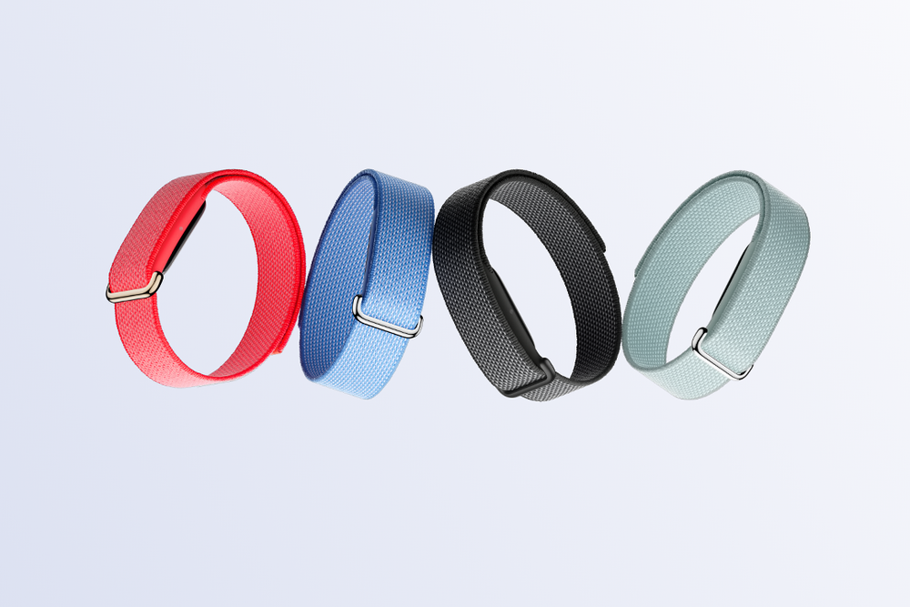 The Fitbit Air has an intentionally minimalist design, with no buttons (Google)