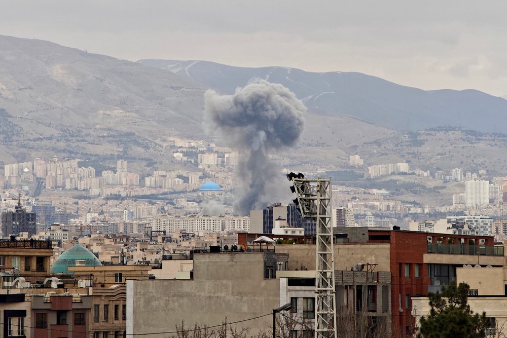 Image from: Iran-US war latest: Trump threatens to knock out Tehran ‘more violently’ if peace deal not signed following attacks in Strait of Hormuz