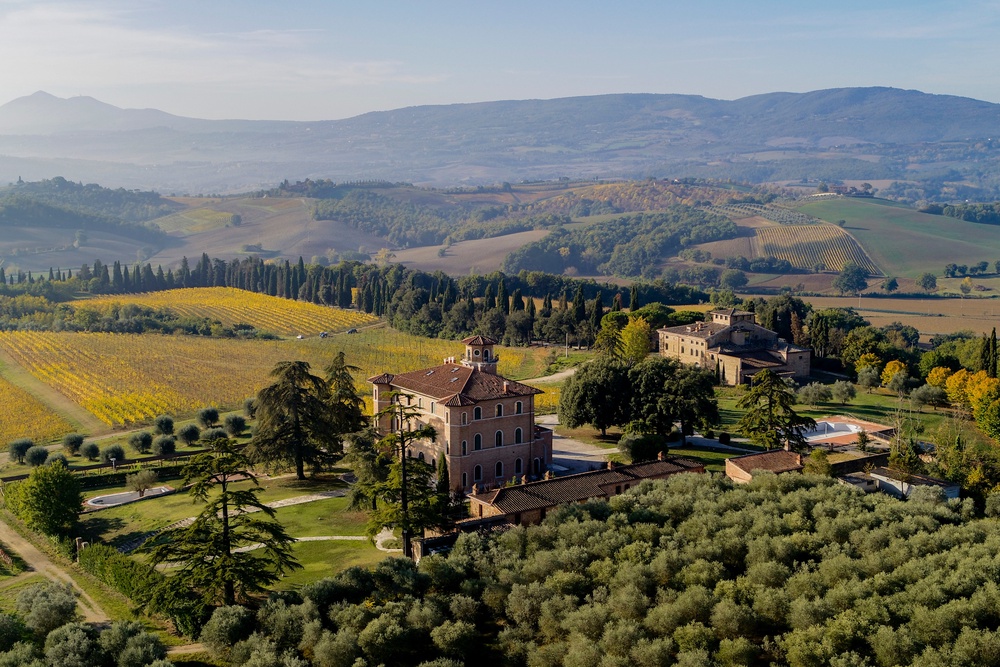 Precise Tale Poggio Alla Sala sits in rolling Tuscan countryside (Precise Tale Poggio Alla Sala)