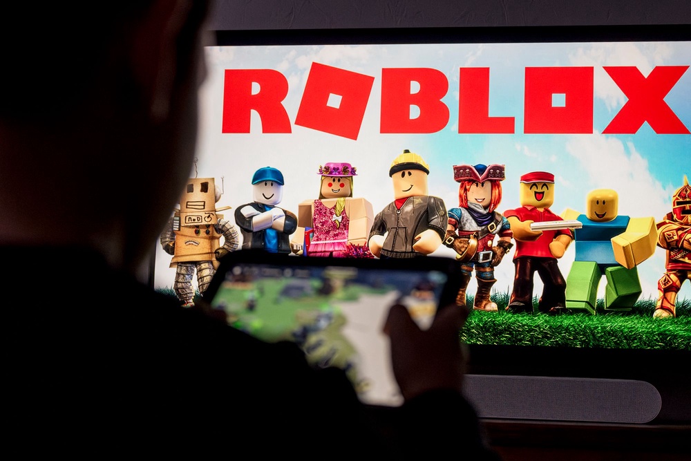 Online gaming network Roblox, which permits registration for children under 13 unlike traditional social media networks, mandates a video selfie to estimate player age (AFP via Getty Images)
