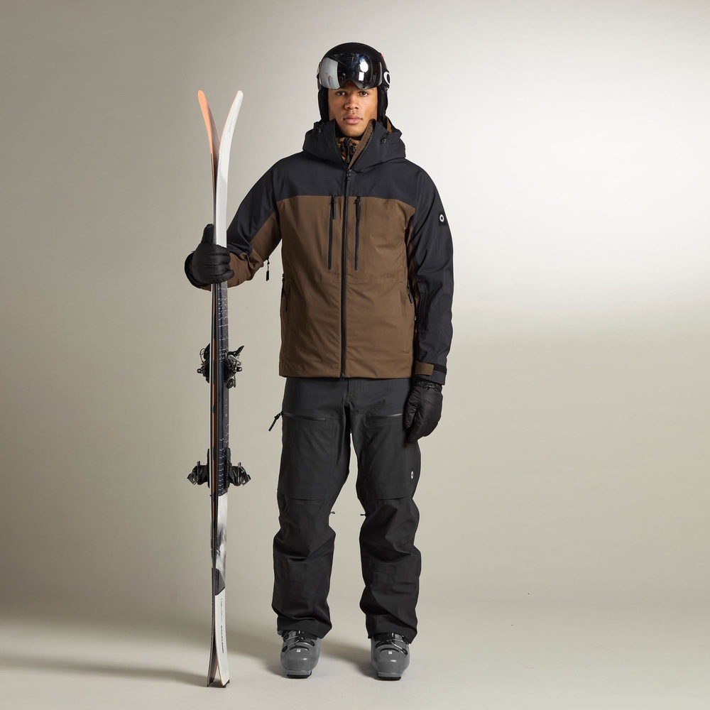 Image from: I tested this ski jacket in mid-winter Greenland – this is how it held up to Arctic temperatures