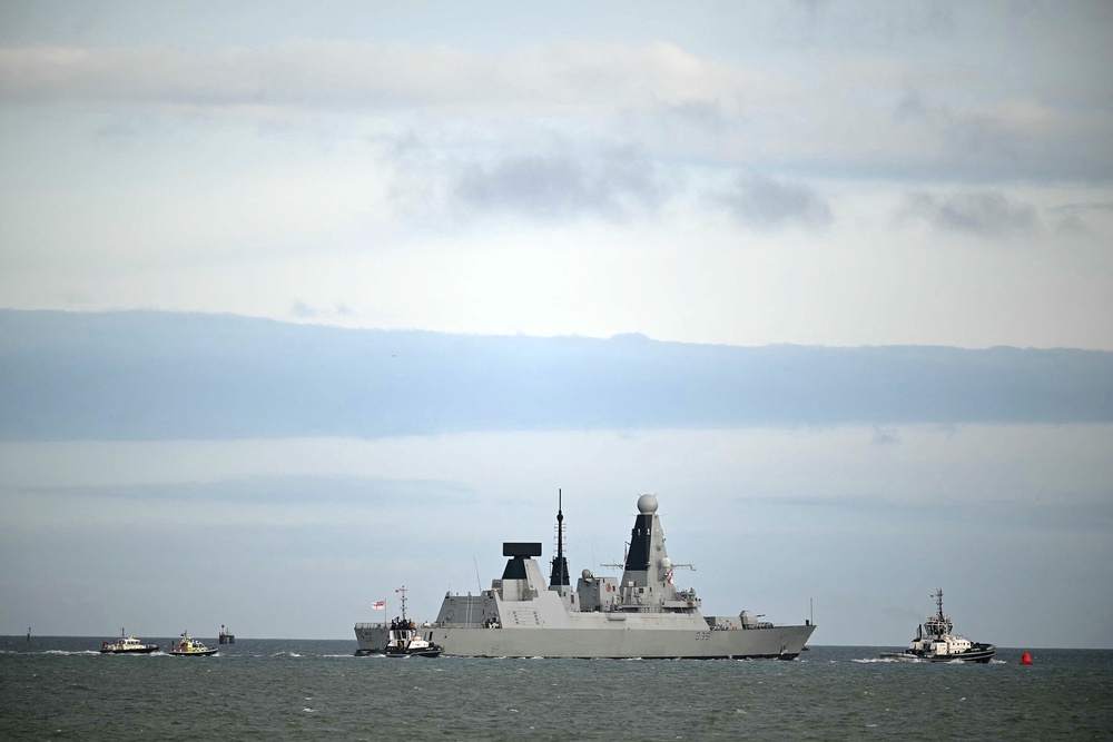 HMS Dragon is on its way to the Middle East (AFP/Getty)