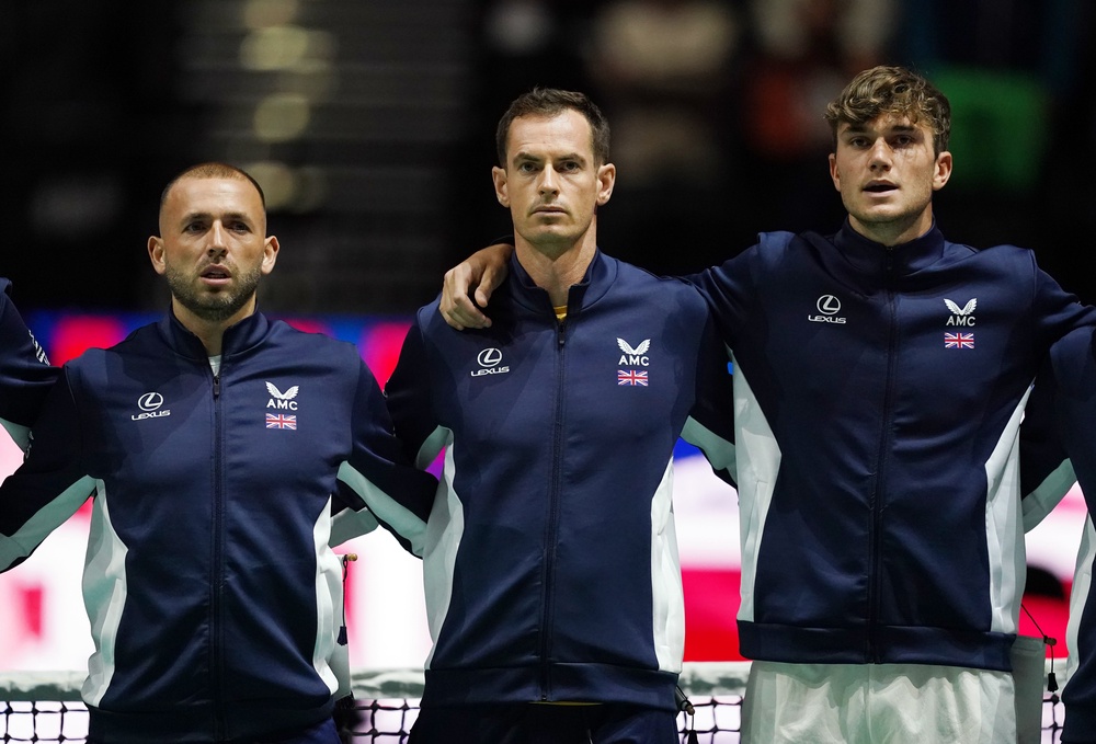 Jack Draper, right, has turned to Andy Murray, centre, for the grass-court season (Martin Rickett/PA) (PA Archive)