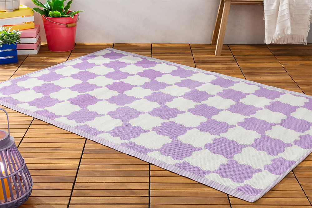 Image from: These affordable outdoor rugs instantly elevate patios and decking