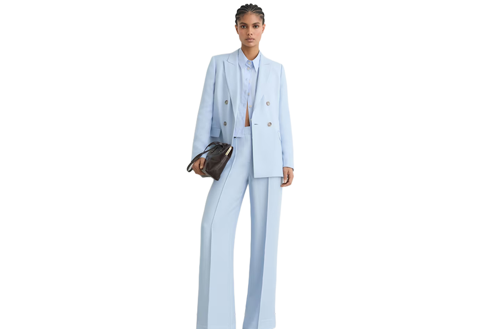 Image from: Kate Middleton just wore a suit in this season’s most popular colourway