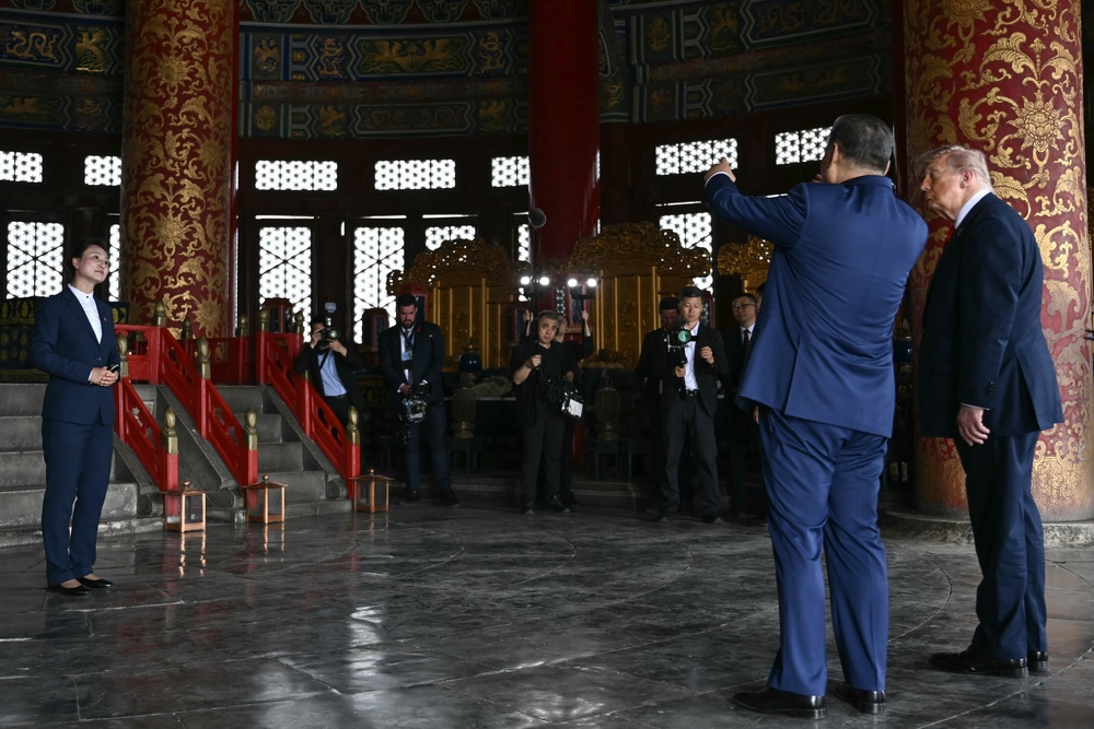 China's President Xi Jinping (2nd R) and US President Donald Trump (R) visit the Temple of Heaven on May 14, 2026 in Beijing (Getty)