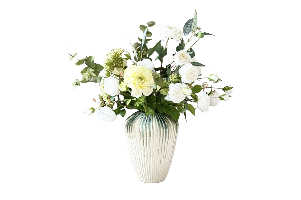 Image from: 8 best artificial flowers that look like the real deal