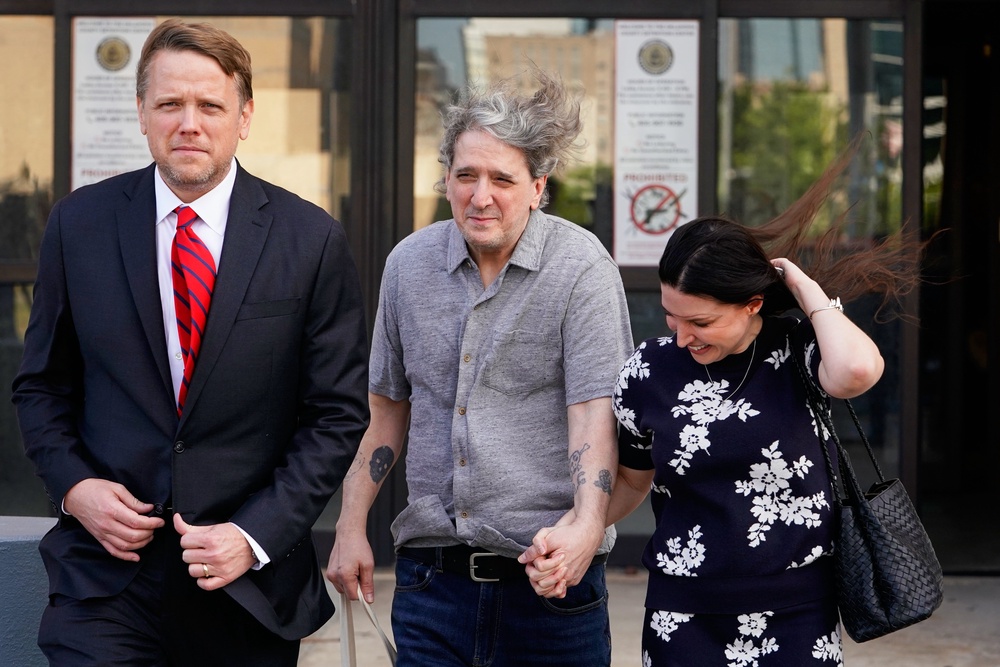 Kim Kardashian reportedly helped pay the bail for Richard Glossip, who was freed Thursday as he awaits a new trial (AP)