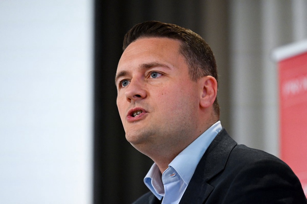 Image from: Politics latest: Streeting reopening Brexit wars by calling for UK return to EU ‘a bit odd,’ says Nandy