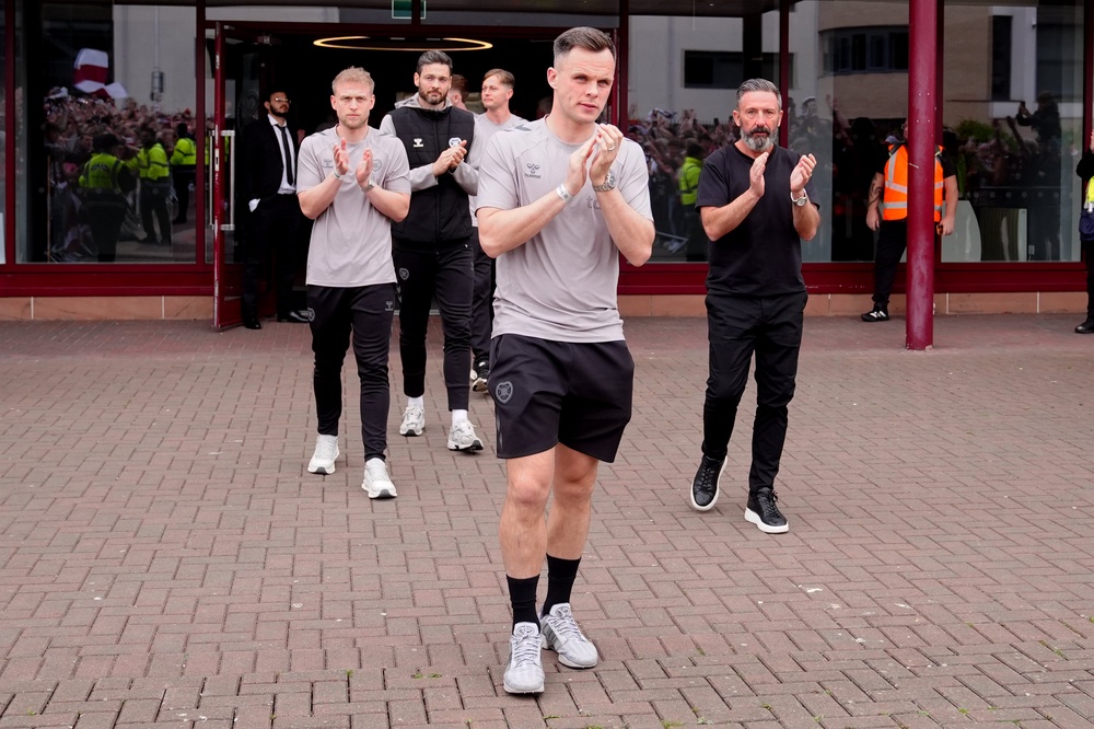 Shankland and the Hearts players returned to Tynecastle, where they were greeted by their supporters (PA)
