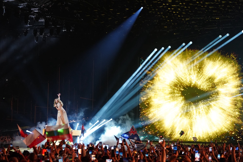 Delta Goodrem performs the song Eclipse in the Wiener Stadthalle in Vienna, Austria (Ian West/PA) (PA Wire)