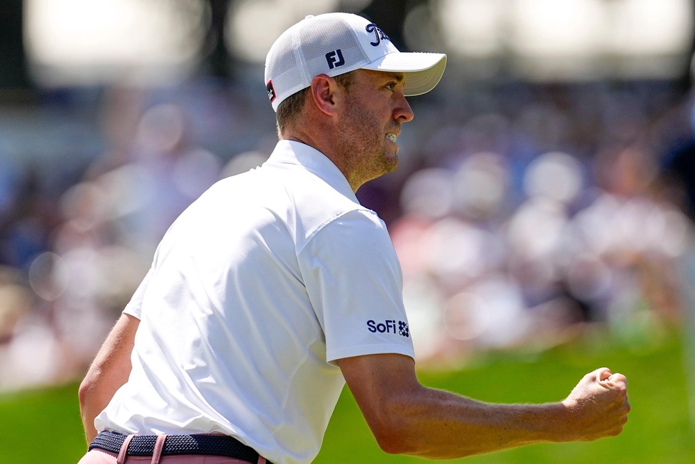 Justin Thomas set the clubhouse lead at the US PGA Championship (AP Photo/Carolyn Kaster) (AP)