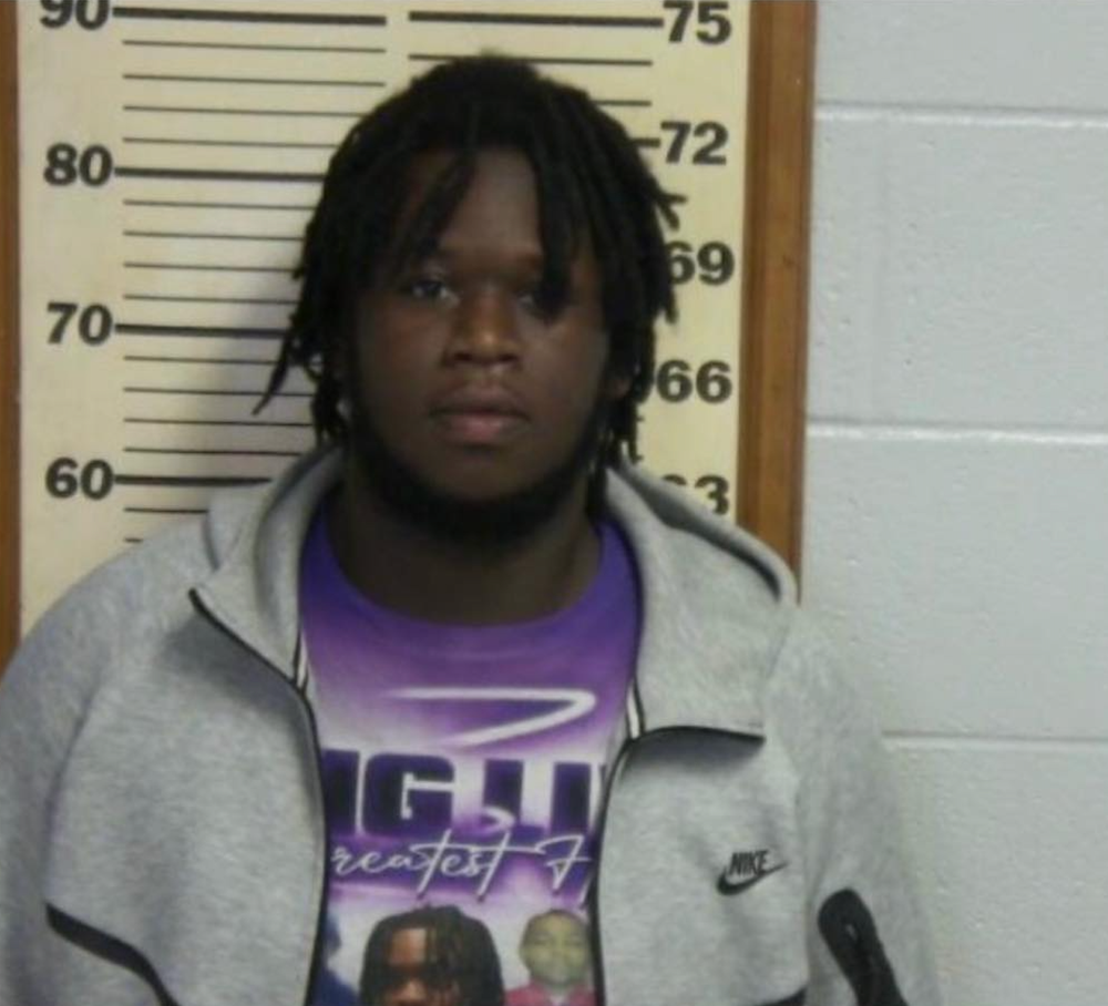 Devontae Robertson was one of the five arrested. Police say they are looking for at least nine more people allegedly connected to the fight (Lauderdale County Sheriff’s Office)