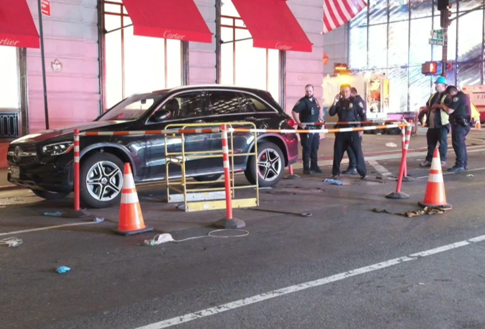 An eyewitness said that he heard the 56-year-old woman screaming ‘I’m dying’ after falling down the hole (CBS News)