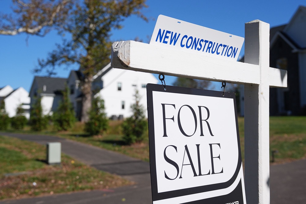Experts say there is no one-size-fits-all answer to why across the generations single women outnumber single men as homeowners (AP Photo/Matt Rourke)