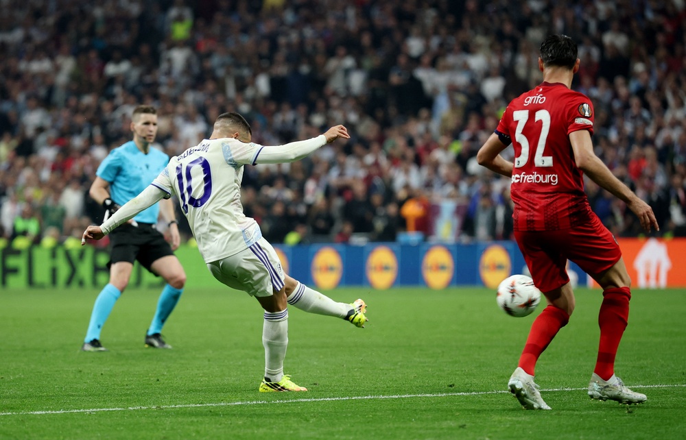  (Reuters)