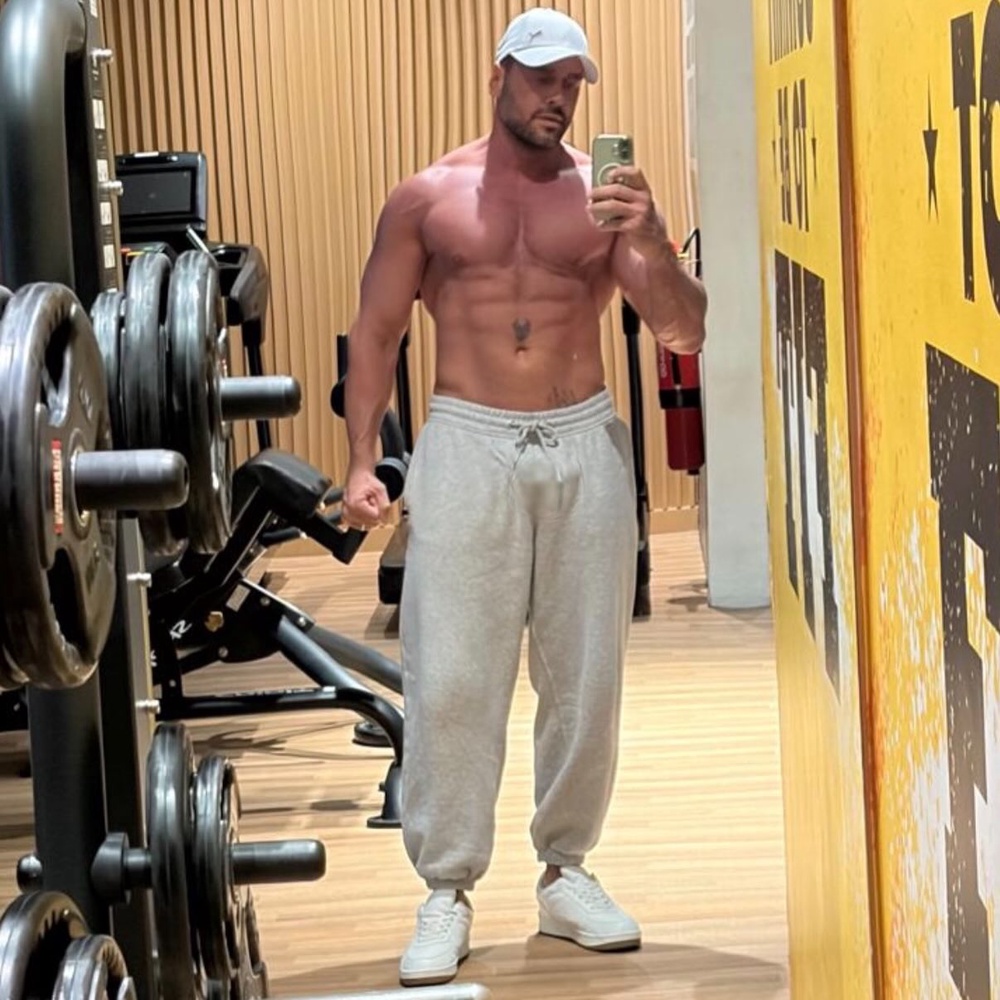  (Instagram/@wesleeeandrews)