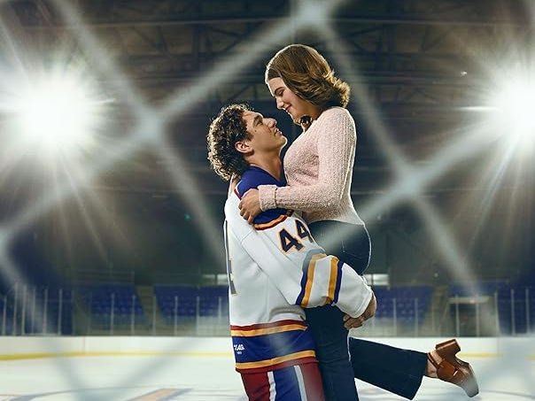 Belmont Cameli and Ella Bright starred as love interests in the hockey romance ‘Off Campus’ (Prime Video)