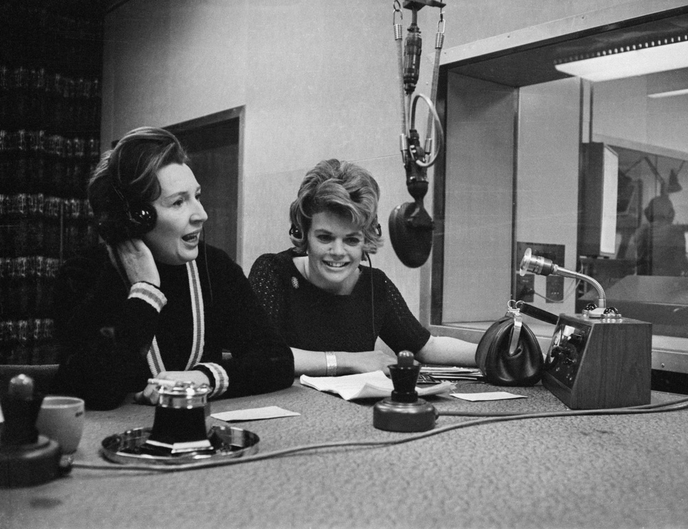 Chalmers (right) and Jean Metcalfe presenting the BBC Radio show ‘Two-Way Family Favourites’, in 1965 (Getty)