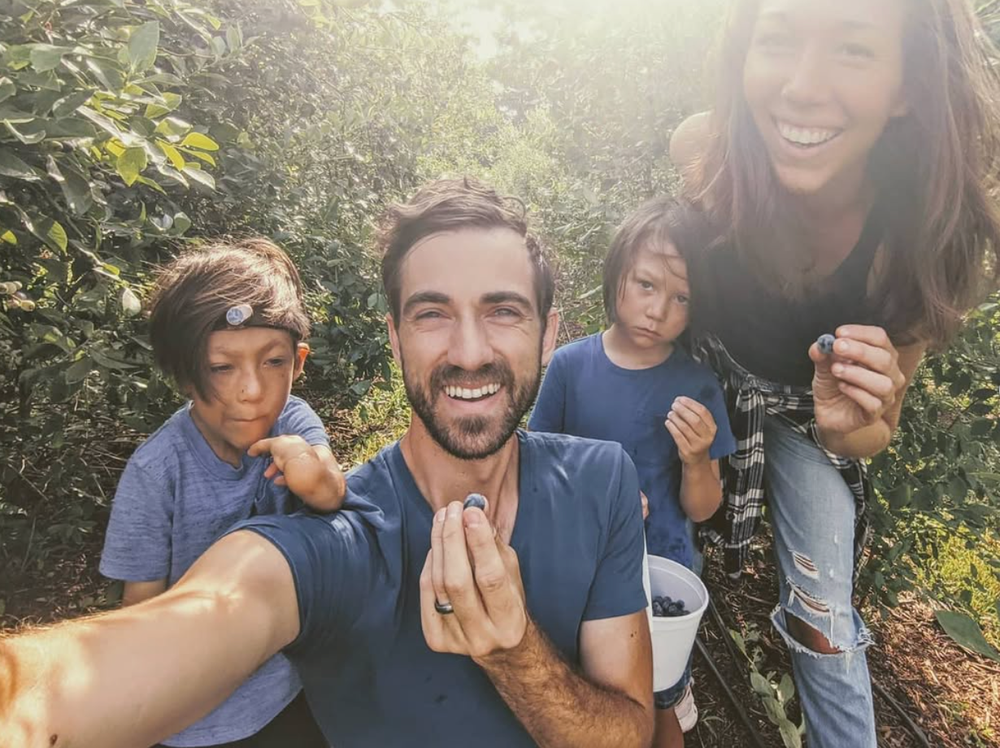 In addition to Isaac, Daniel Coleman and his wife Mindy have a younger son, Levi (danielspaniels/Instagram)