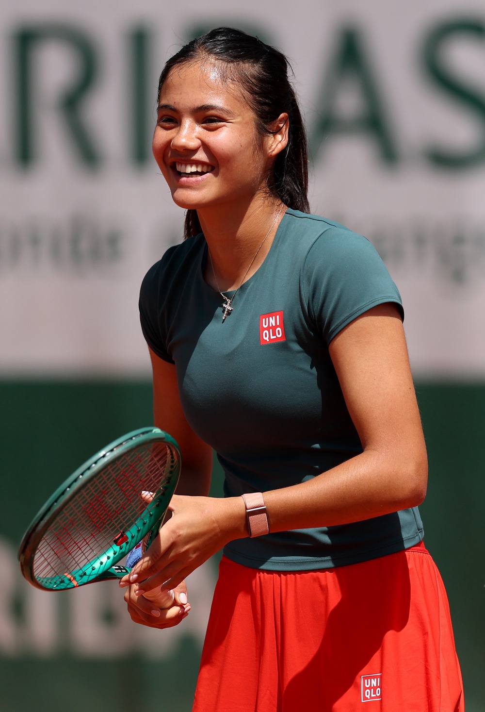 Image from: Emma Raducanu v Solana Sierra LIVE: British No 1 trails in French Open first round