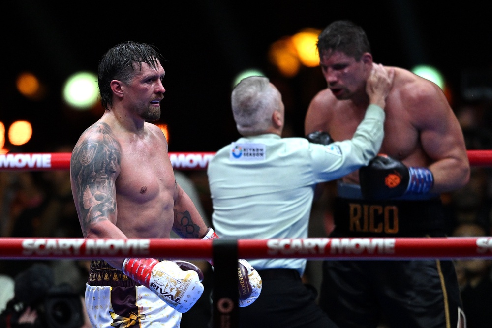 Rico Verhoeven protesting his stoppage loss to Usyk in Egypt (Getty)