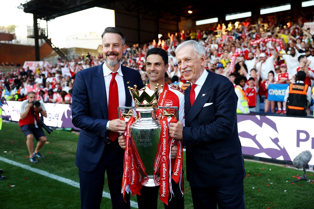 Arteta made a point of thanking members of the hierarchy who were willing to give him his break (Reuters)