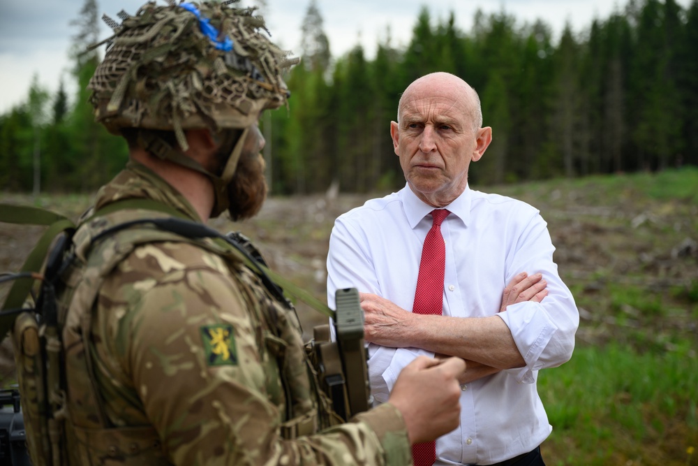 John Healey speaks with personnel from 2 SCOTS of the 4th Light Brigade as Allied Forces participate in Exercise Spring Storm on 21 May, 2026 near Voru, Southern Estonia (Getty)