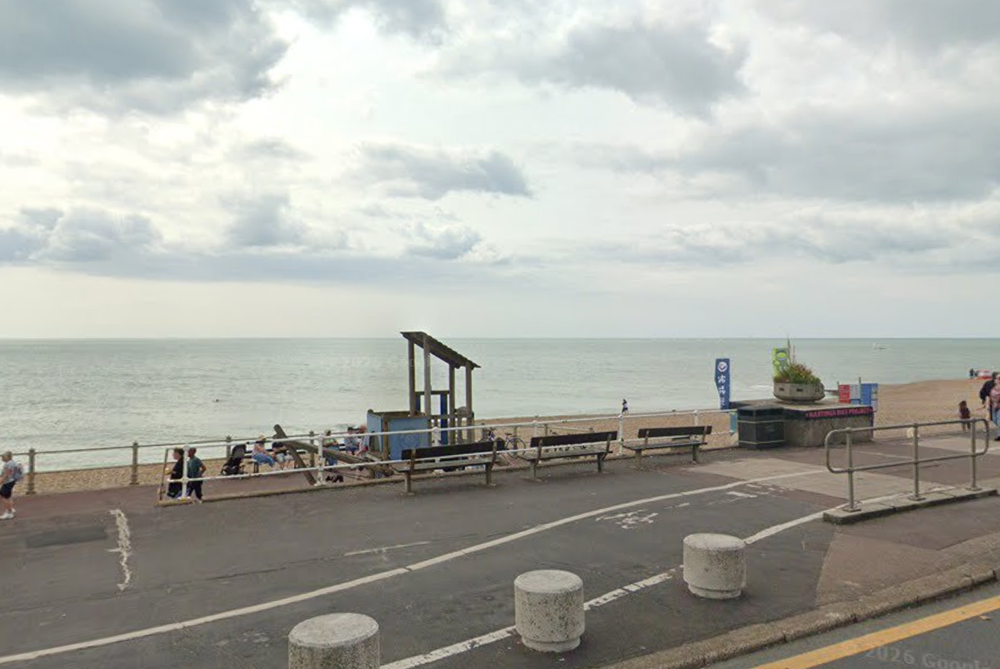 A view of Hastings beach from in front of Warrior Square (Google Maps)