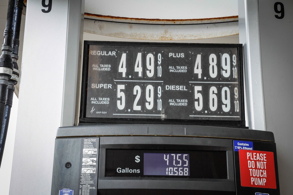 Gas prices continue to get more expensive, reaching about $4.50 nationally (Getty)