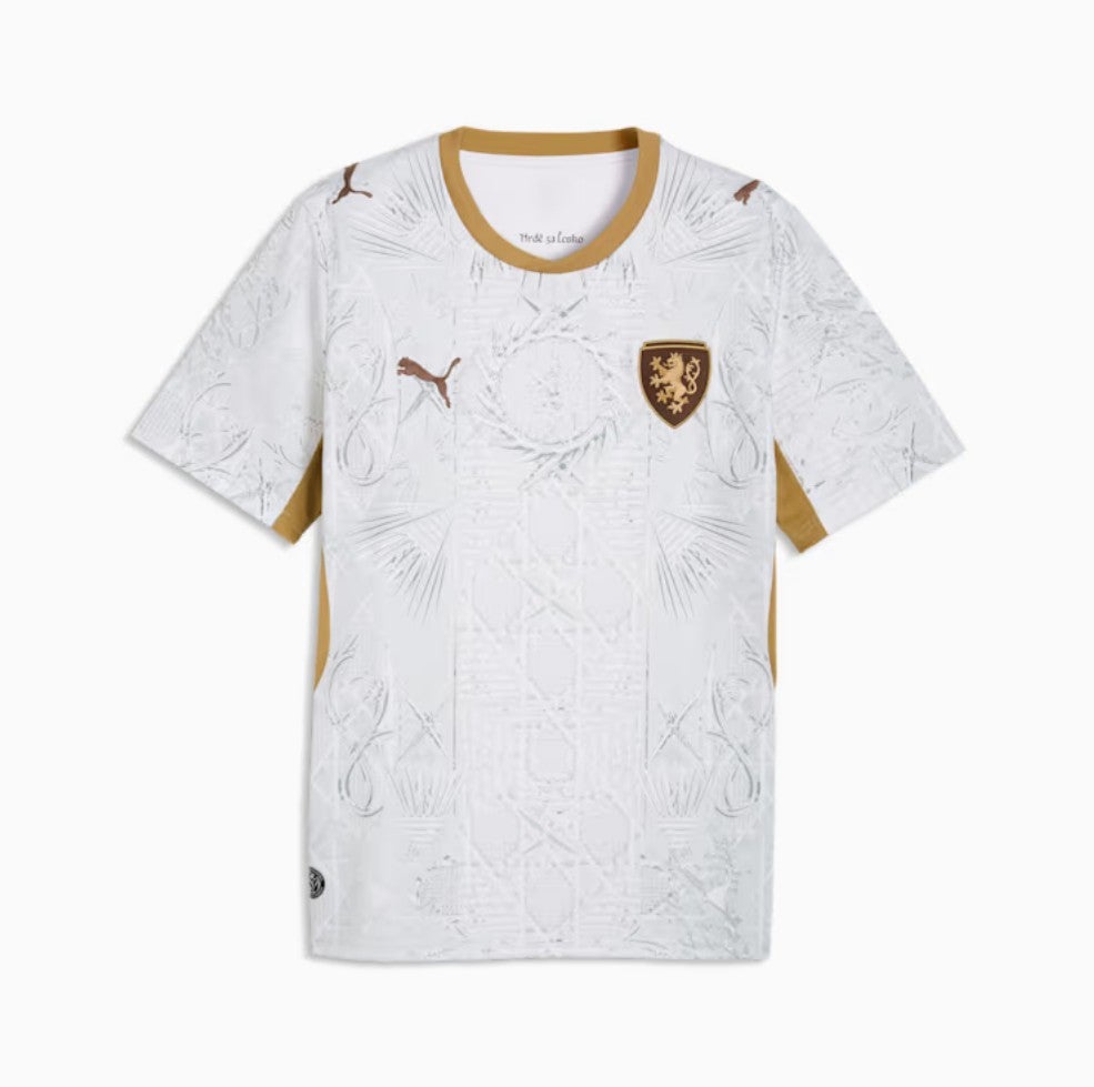 37. Czechia away (Puma)