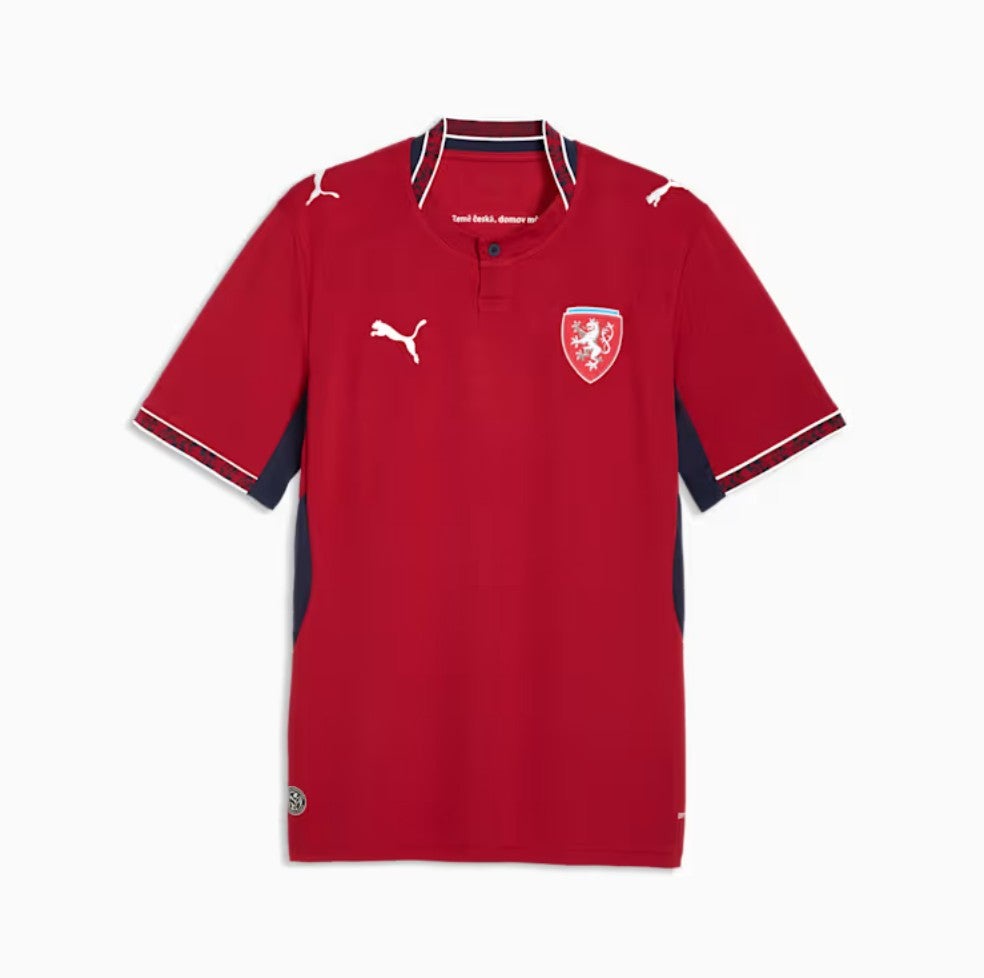 41. Czechia home (Puma)
