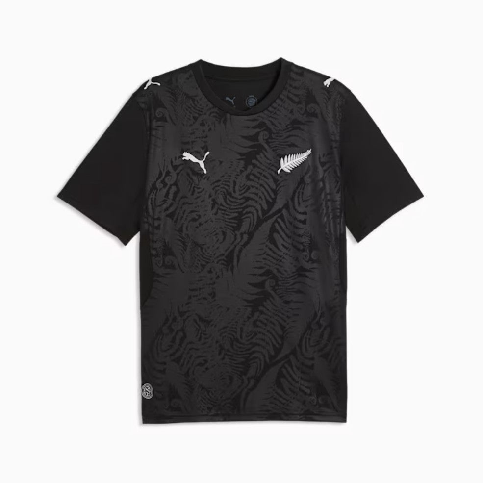 68. New Zealand home (Puma)