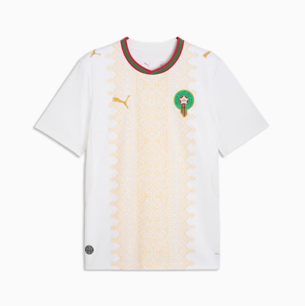 42. Morocco away (Puma)